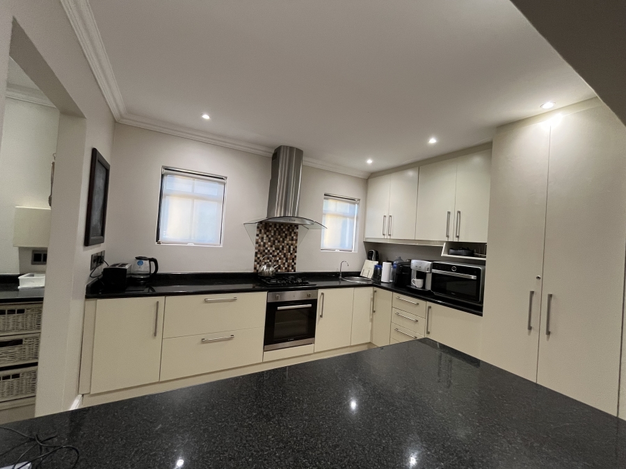 To Let 3 Bedroom Property for Rent in Atlantic Beach Golf Estate Western Cape